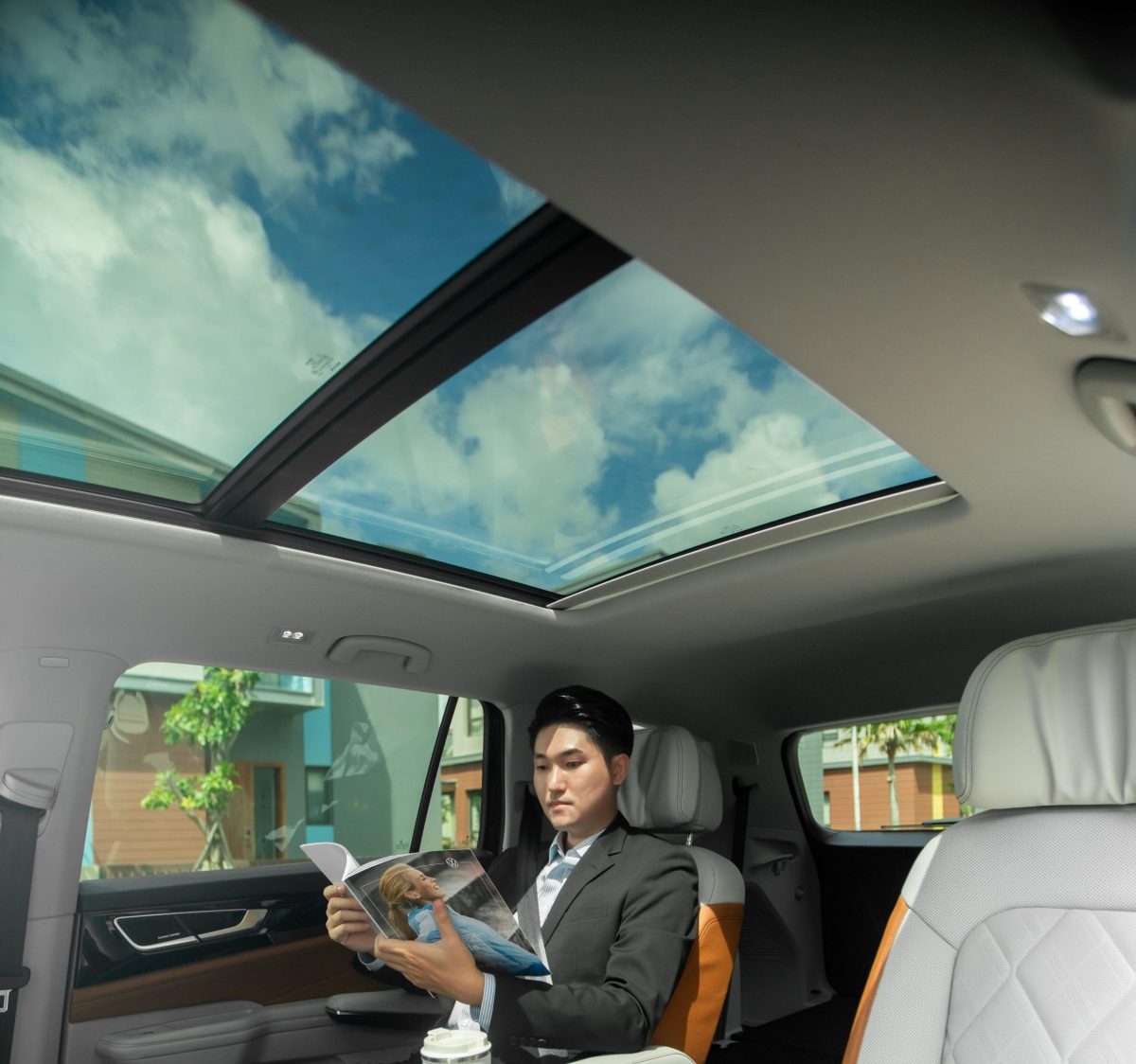 Không gian ghế ngồi Teramont President tại showroom Volkswagen Quận 7.